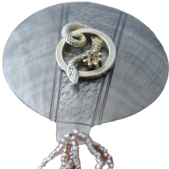 Vintage Mother Of Pearl Fan Brooch With Snake & Beaded Tassel Accent - Picture 2 of 6